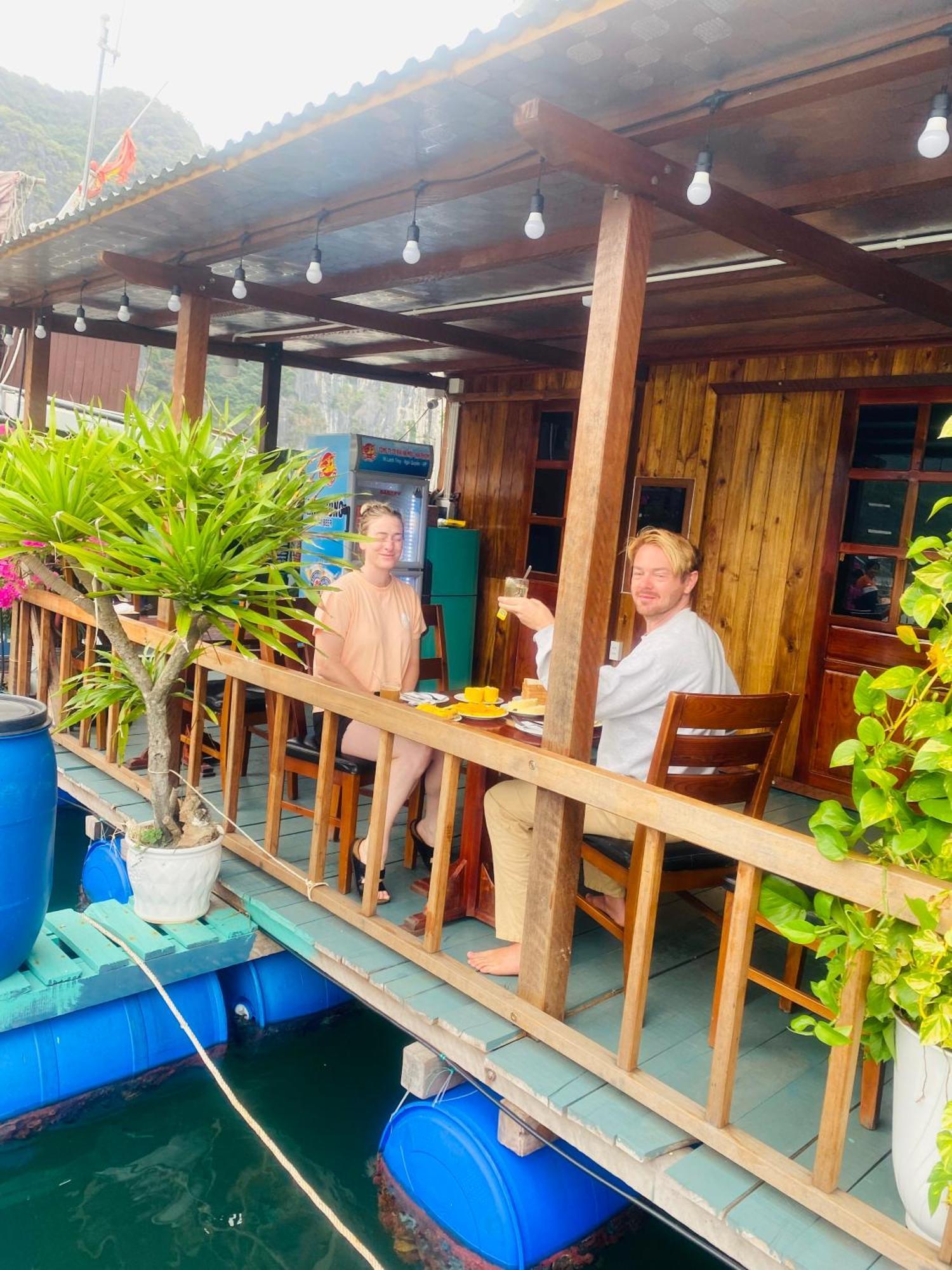 Eco Floating Farm Stay Cai Beo Chan Chau Exteriör bild